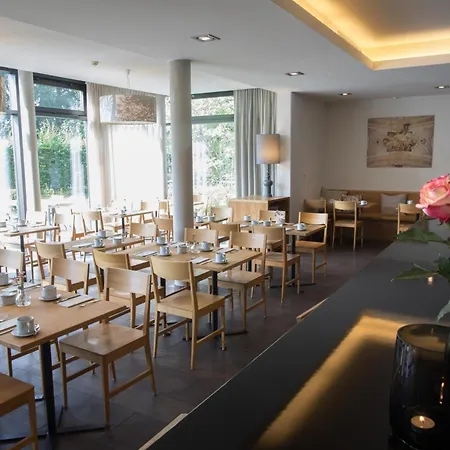 Hotel Fuerstenfelder