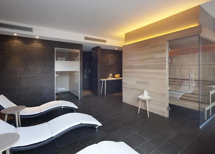 Hotel Fuerstenfelder 4*