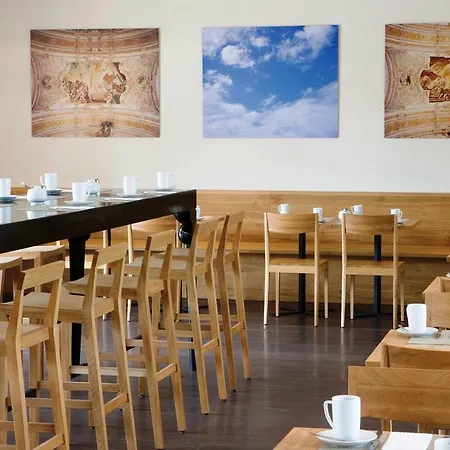 Hotel Fürstenfelder 4*